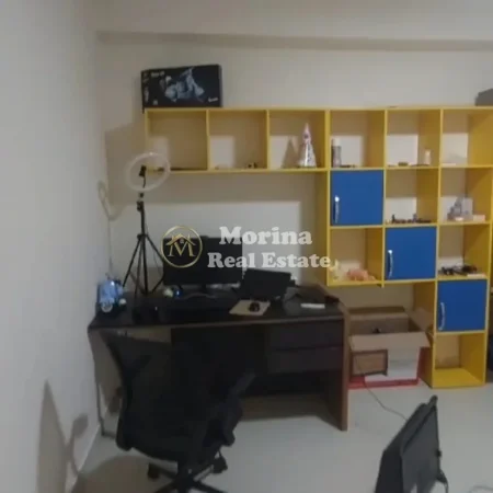 Tirane, jepet me qera apartament 2+1 Kati 2, 120 m² 550 € (Brryli, Materniteti i Ri)