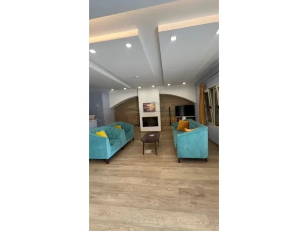 Gjiri Lalezit | Hamallaj, shitet , 1.432 m² 2.800.000 € (Gjiri Lalzit)