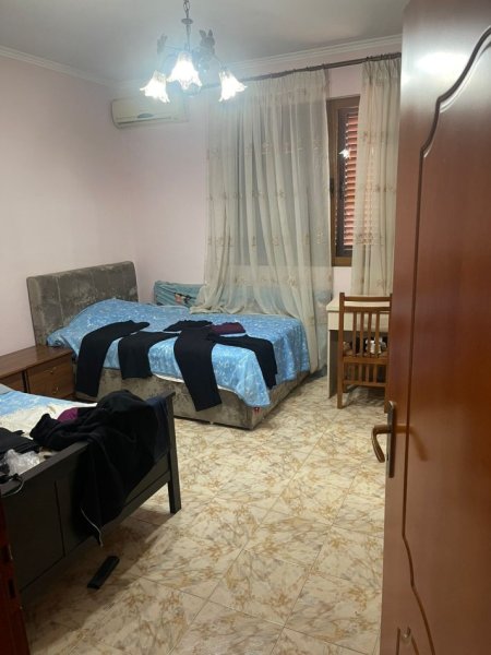 Qera, Ambient Biznesi (Kat Vile) 3+1, 5 Maji – 800 € | 207 m²