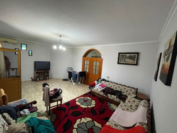 Qera, Ambient Biznesi (Kat Vile) 3+1, 5 Maji – 800 € | 207 m²