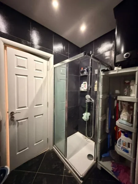 Tirane, shitet apartament Kati 2, 74 m² 150.000 €