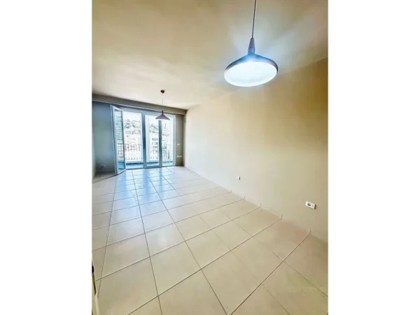Durres, shitet apartament 2+1 Kati 8, 83 m² 142.000 € (Shkembi i Kavajes)