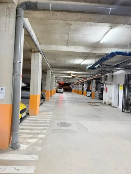 Tirane, shitet garazh | post parkimi Kati 0, 15 m² (Kodra e Diellit)