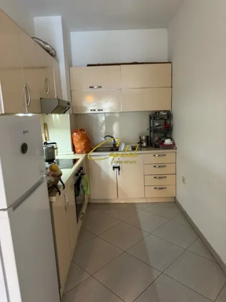 Tirane, shitet apartament 2+1 Kati 1, 107 m² 155.000 € (ASTIR)