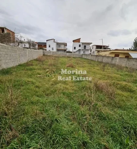 Tirane, shitet toke , 750 m² 150.000 € (Domje)