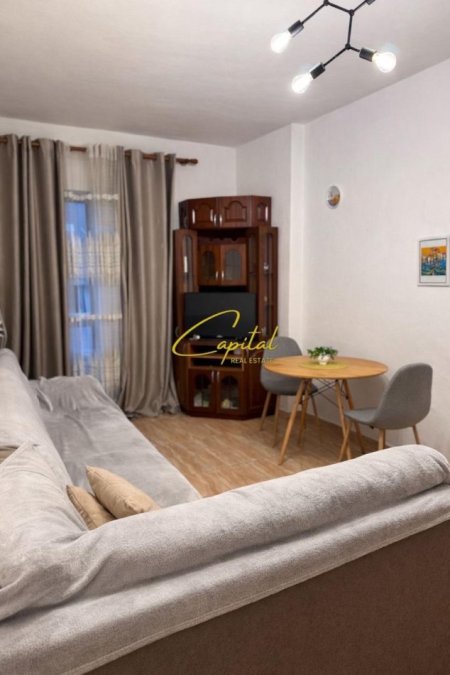 Tirane, jepet me qera apartament 1+1 Kati 2, 60 m² 420 € (ASTIR)