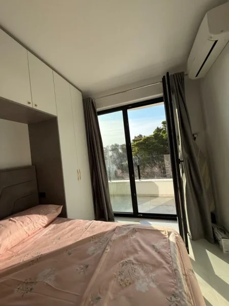 Tirane, shitet apartament 1+1+Ballkon , 70 m² 142.005 € (Lezhe , Shengjin)