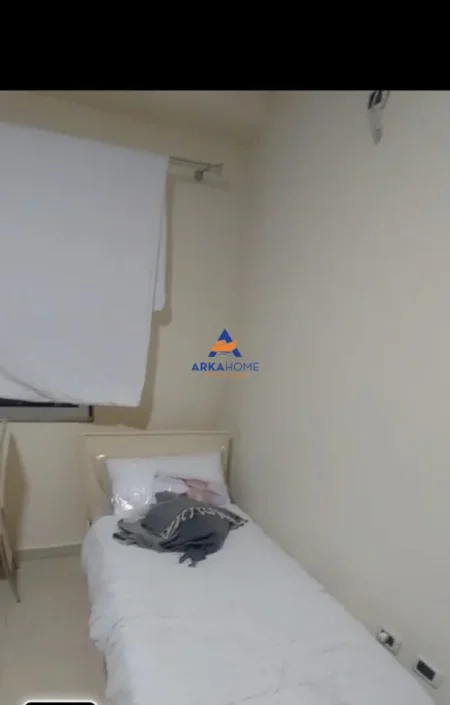 Tirane, jepet me qera 2+1+Ballkon Kati 2, 120 m² 572 € 