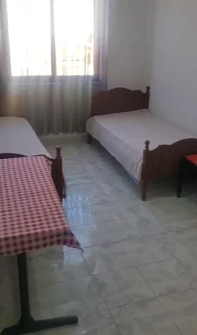 Tirane, jepet me qera apartament 1+1 Kati 3, 65 m² 400 € (MEDRESEJA)