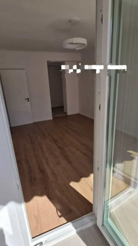Tirane, shes apartament 1+1 Kati 7, 54 m² 115.000 € (Rruga don Bosko)
