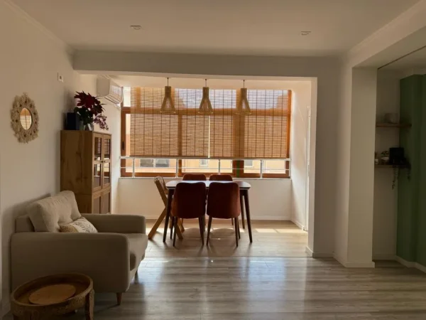 Vlore, shitet apartament 2+1 , 105 m² 150.000 € 