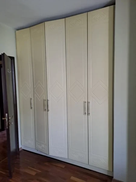 Tirane, shes Blej mobile te perdorura 0689504300