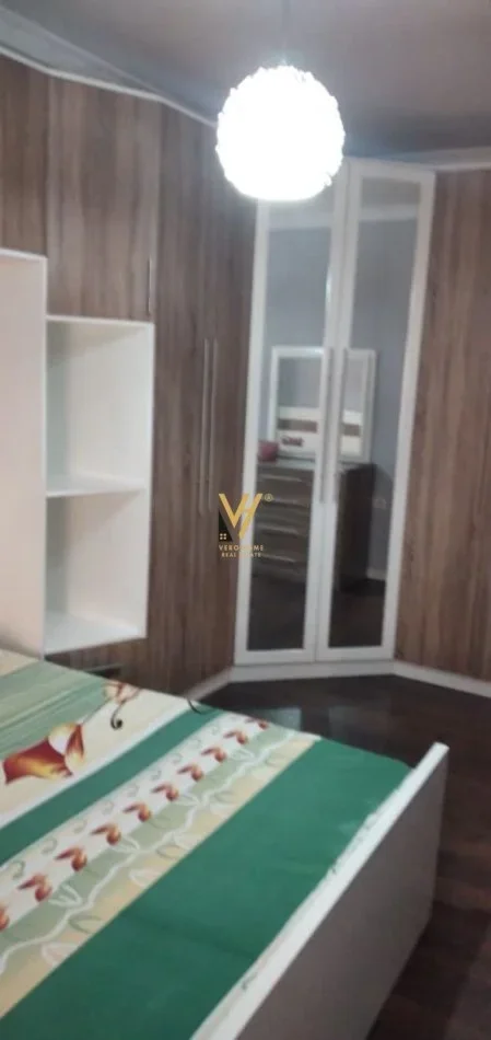 Tirane, jepet me qera apartament 2+1+Ballkon Kati 2, 75 m² 600 € (DON BOSKO)