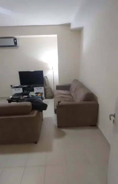 Tirane, jepet me qera apartament 2+1 Kati 2, 120 m² 550 € (BRRYLI)