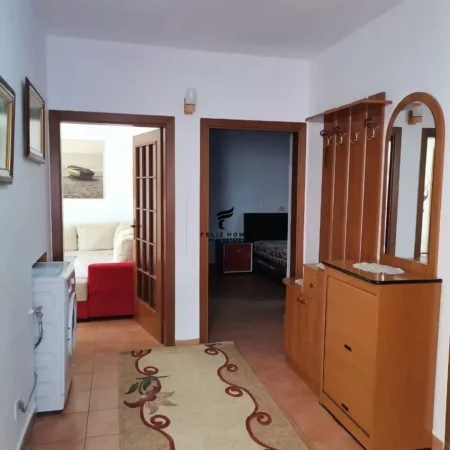 Tirane, jepet me qera apartament 2+1 Kati 2, 75 m² 600 € (QENDER)