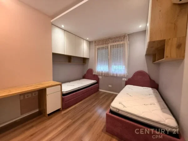 Tirane, jepet me qera apartament 2+1+Ballkon Kati 5, 76 m² 1.000 € (tirana e re, rr.abdyl frasheri bllok)