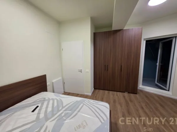 Tirane, jepet me qera apartament 1+1 Kati 8, 64 m² 500 € (Kompleksi “Kadiu”)
