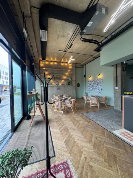 Tirane, shitet lokal Kati 0, 214 m² (Rinas)