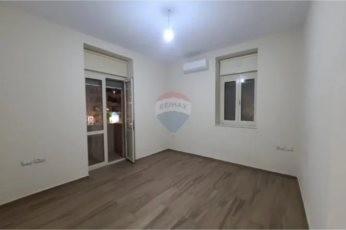 Tirane, jepet me qera apartament , 75 m² 1.000 € (Blv Zogu I Zi)