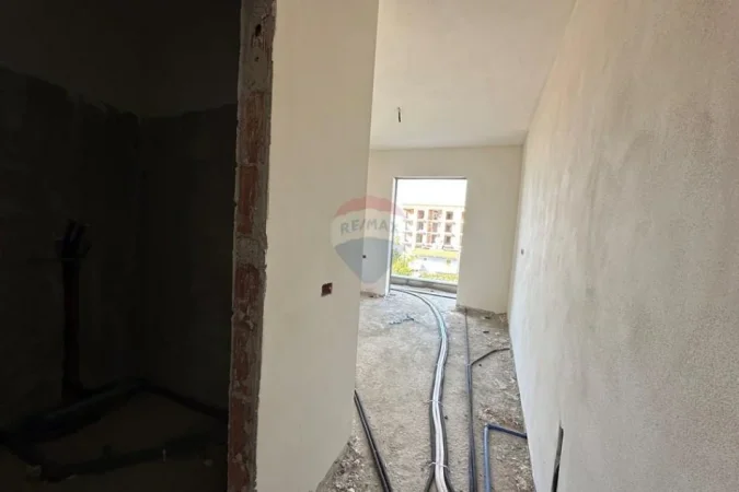 Tirane, shitet apartament , 105 m² 93.028 € 