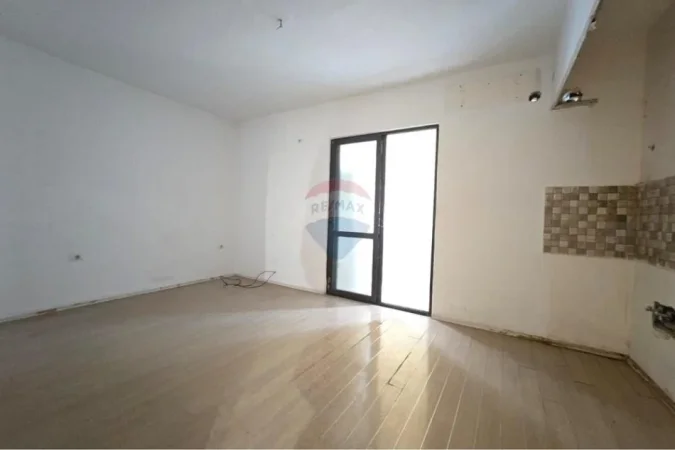 Tirane, shitet apartament , 70 m² 168.001 € (Ish Ekspozita, Tiranë)