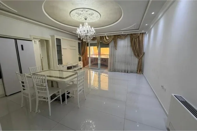 Tirane, shitet apartament , 1 m² 250.000 € (Rruga Sitki Çiço, Tiranë)