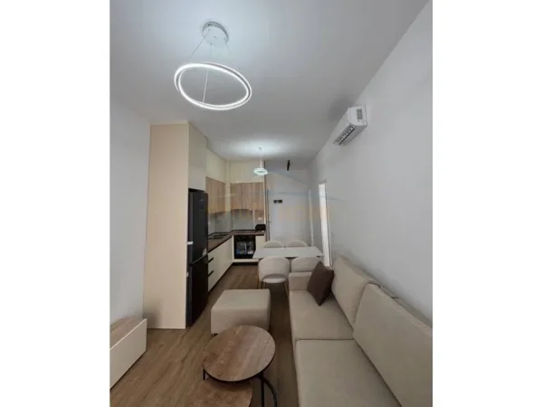 Tirane, jepet me qera 1+1+Ballkon Kati 2, 60 m² 400 € (Rruga Dalip Topi,Fresku)