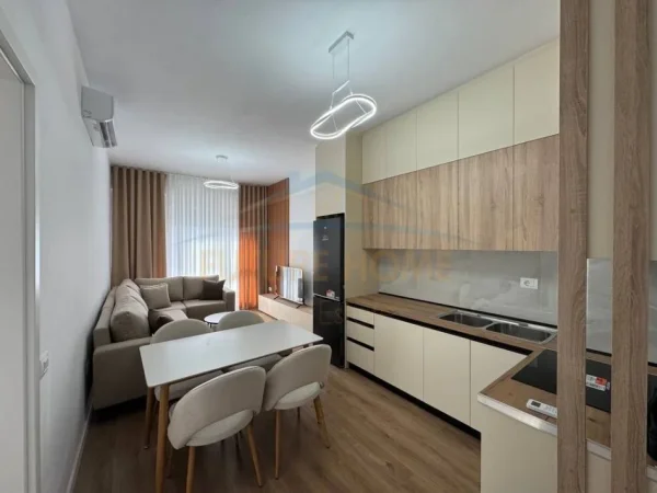Tirane, jepet me qera 1+1+Ballkon Kati 2, 60 m² 400 € (Rruga Dalip Topi,Fresku)
