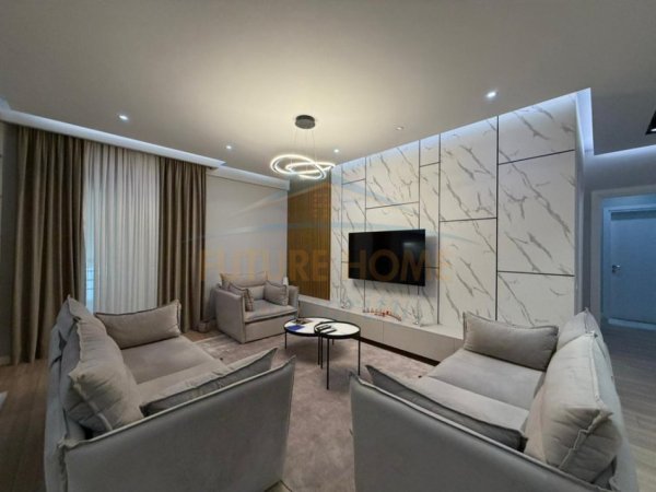 Durres, shitet apartament 3+1+Aneks+Ballkon Kati 3, 113 m² 325.000 € (Liqeni i Thate)