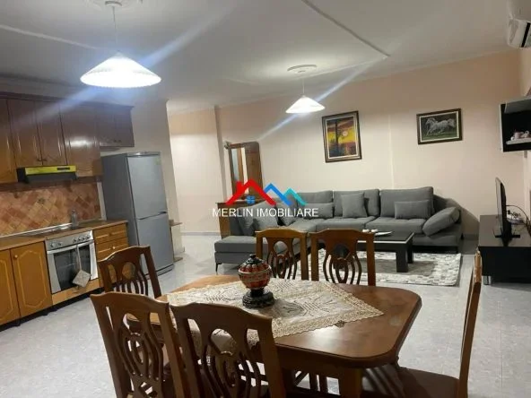 Tirane, jepet me qera apartament  2+1+Ballkon ,kati 5, 96m2, 674 EURO (RRUGA BERNARD BILOTA,LAPRAKE)