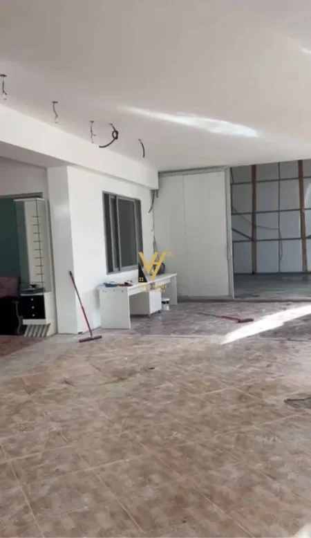 Tirane, jepet me qera ambjent biznesi Kati 0, 800 m² 4.100 € (AUTOSTRADA TIRANE-DURRES)