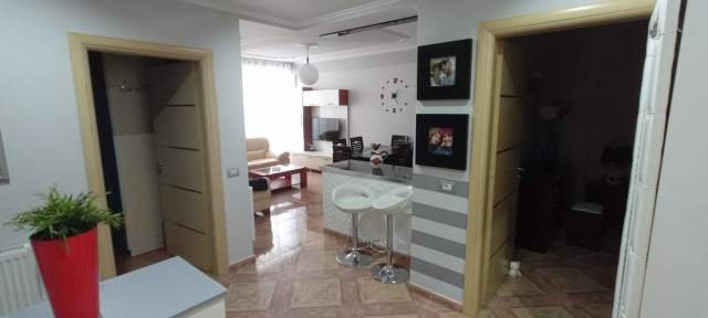 Tirane, jepet me qera apartament 2+1+BLK Kati 3, 81 m² 600 Euro (Rruga Dritan Hoxha)
