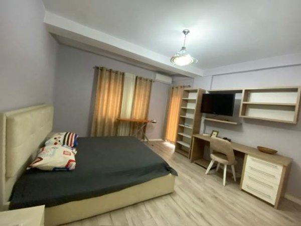 Tirane, shes apartament 2+1+A+BLK Kati 2, 83 m² 135.000 Euro (Rr . Ferit Xhajko te ish Restorant Durresi)