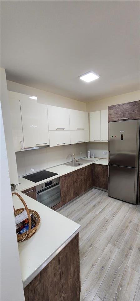 Tirane, jepet me qera apartament 2+1+BLK Kati 4, 101 m² 600 Euro (Kopshti Zoologjik)