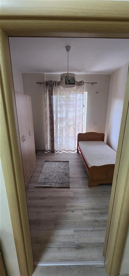 Tirane, jepet me qera apartament 2+1+BLK Kati 4, 101 m² 600 Euro (Kopshti Zoologjik)