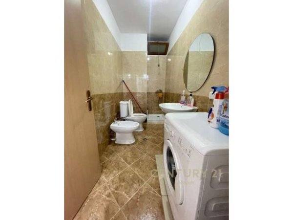 Tirane, shitet apartament 2+1+BLK Kati 3, 86 m² 106.000 Euro (yzberisht)