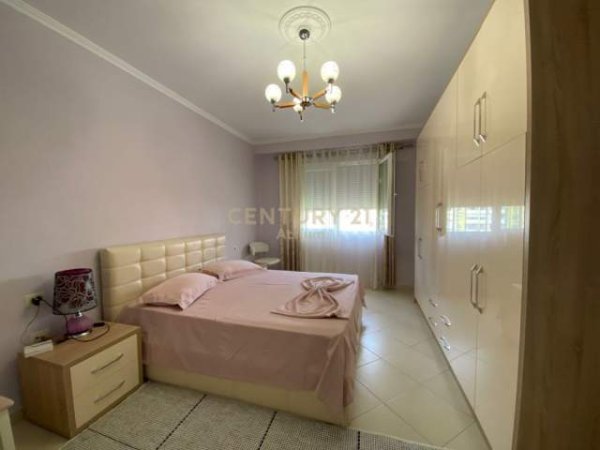 Tirane, jepet me qera apartament 1+1+BLK Kati 5, 73 m² 500 Euro (Materniteti i ri)