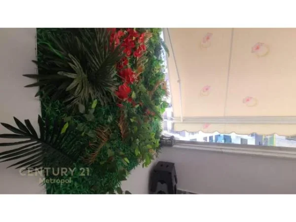 Tirane, jepet me qera apartament 1+1 Kati 4, 75 m² 1.000 Euro (Rruga e Kosovareve)