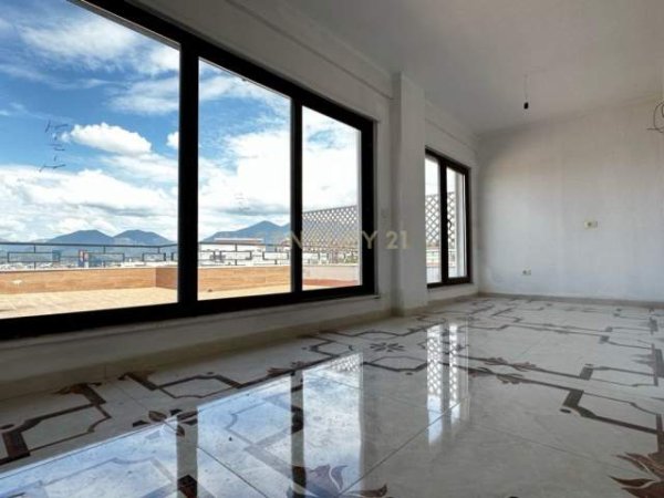 Tirane, shes apartament 3+1+BLK Kati 3, 178 m² 223.000 Euro (Xhamia Selitë, Kopshti Botanik Tirana)