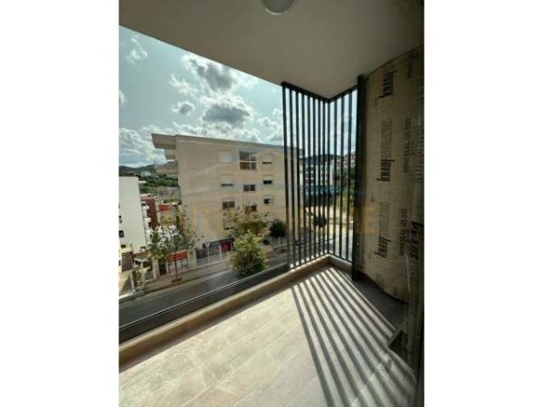 Tirane, shitet apartament Kati 2, 105 m² 167.000 Euro (Kodra E Diellit)