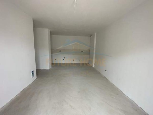 Tirane, shitet apartament Kati 2, 105 m² 167.000 Euro (Kodra e Diellit)