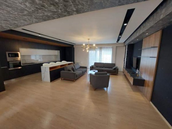 Tirane, jepet me qera 3+1+BLK Kati 2, 1.300 Euro (TEG)