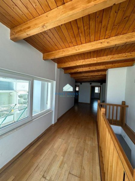 Tirane, jepet me qera apartament duplex 4+1+3+GARAZH Kati 5, 250 m² 700 Euro (ELEONORA)