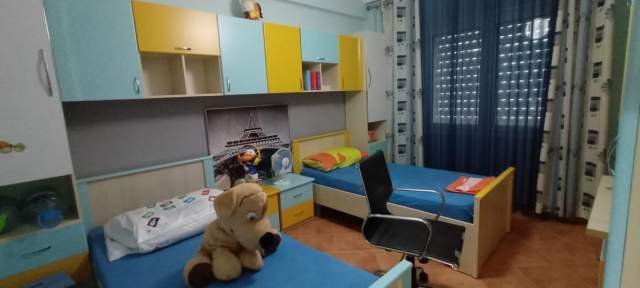Tirane, jepet me qera apartament 2+1+BLK Kati 3, 81 m² 600 Euro (Rruga Dritan Hoxha)