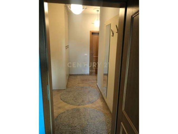Tirane, jepet me qera apartament Kati 7, 93 m² 600 Euro (Tirana, Albania)