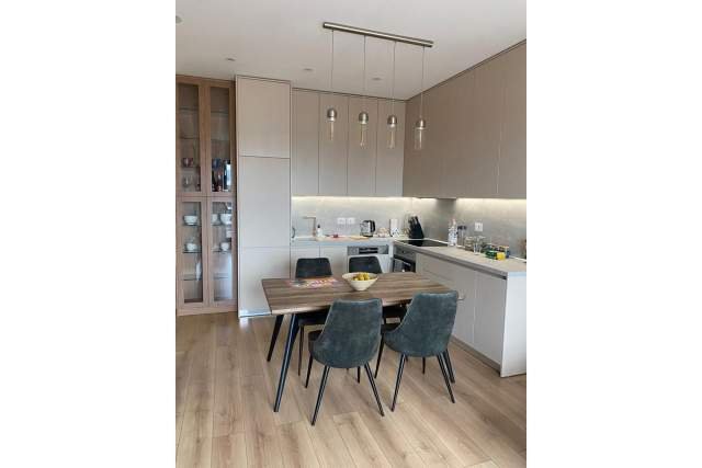 Tirane, shitet apartament Kati 4, 75 m² 155.000 Euro (Rruga "Riza Cerova",   Pazari i Ri,  Tiranë,  Shqipëri)