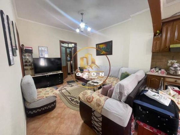 Tirane, jepet me qera apartament 2+1+A+BLK Kati 4, 70 m² 470 Euro (ASTIR)