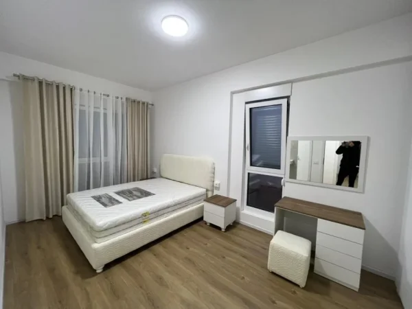 Tirane, jepet me qera apartament 2+1 Kati 2, 