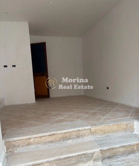 Tirane, jepet me qera ambjent biznesi Kati 1, 20 m² 600 € (Qytet Studenti)