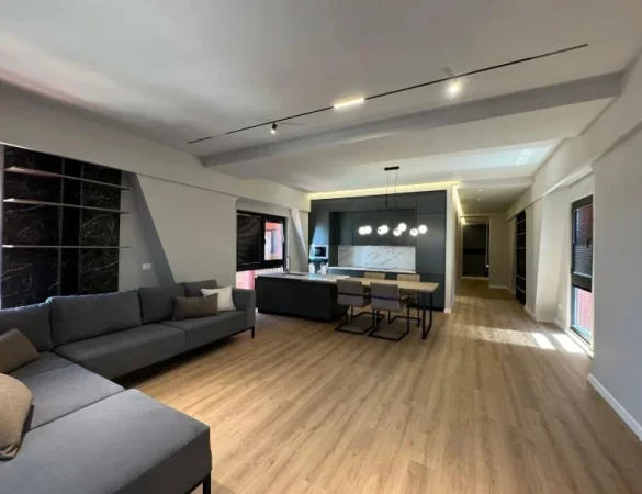 Vlore, shitet apartament 2+1 , 169 m² 481.000 € 